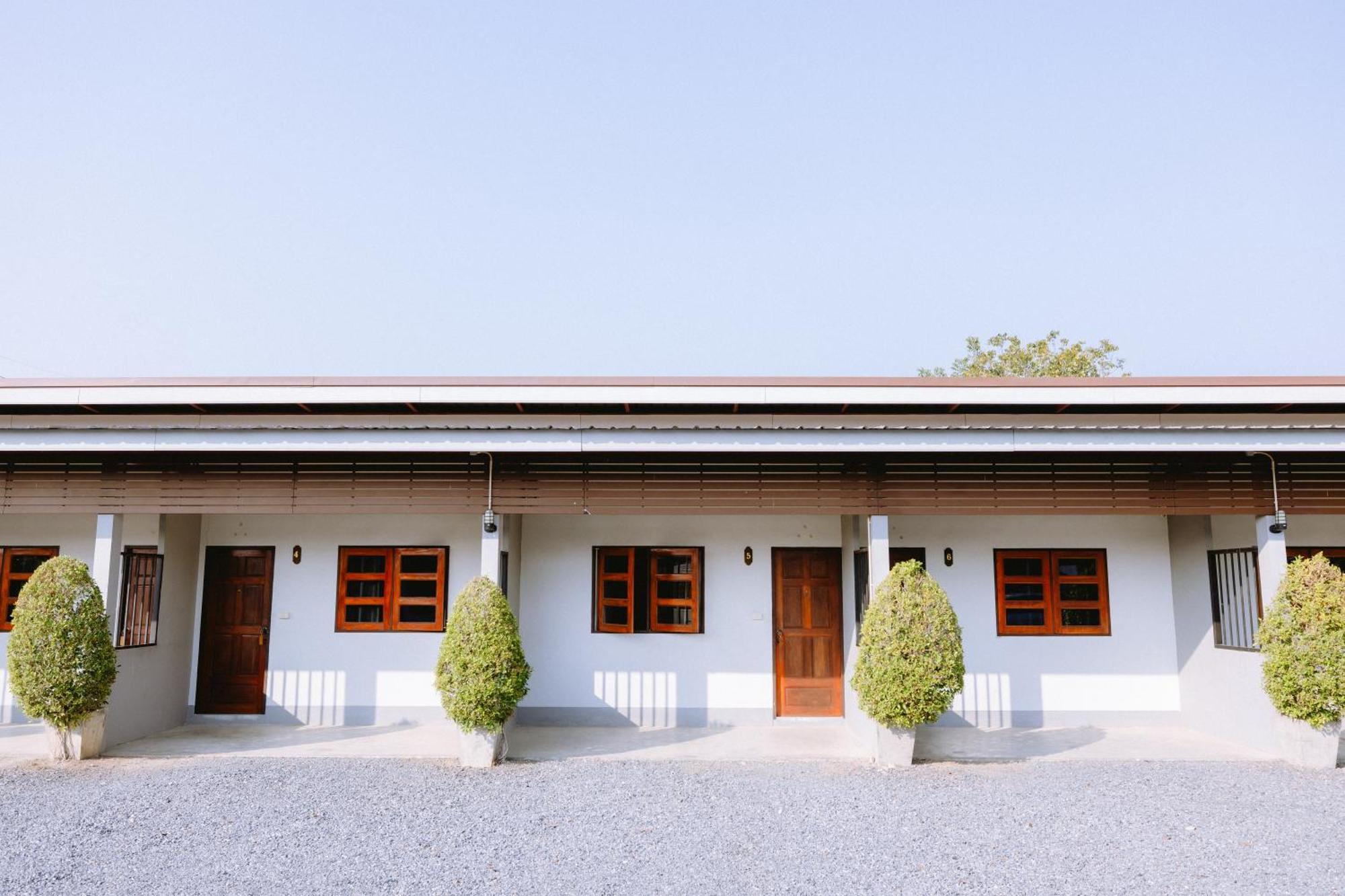 Peeranon Resort 坤西育府 外观 照片